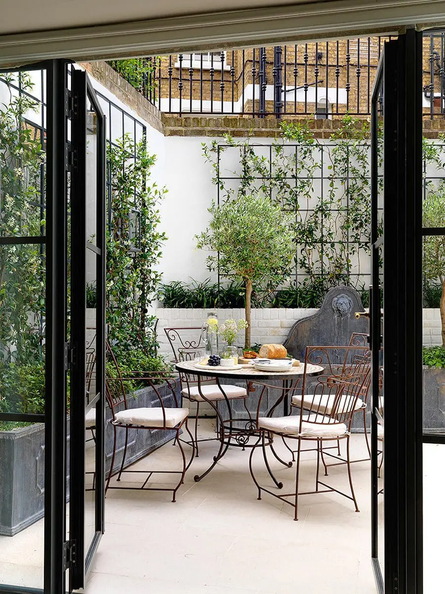 City Living; Chelsea, London